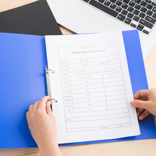 Deli A4, 30mm 2-Hole O-Ring Binder