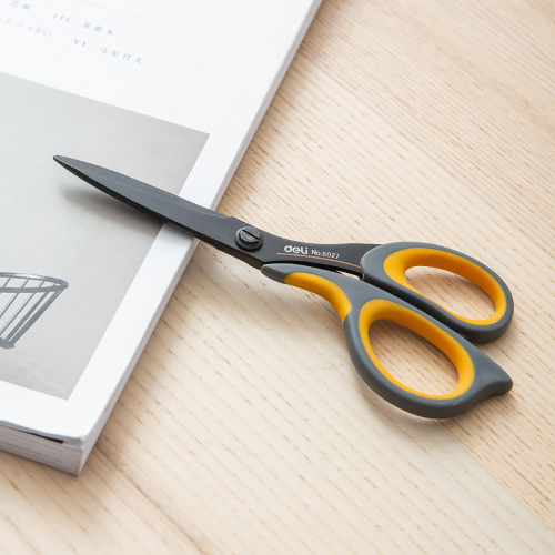 Deli Scissors (Black) 175mm