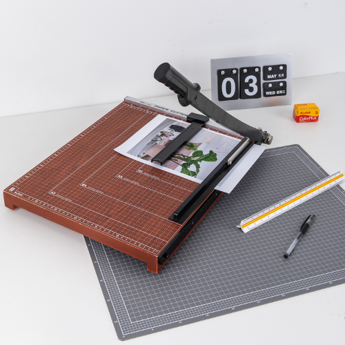 Deli Paper Cutter W/wood Base (460mmX380mm)